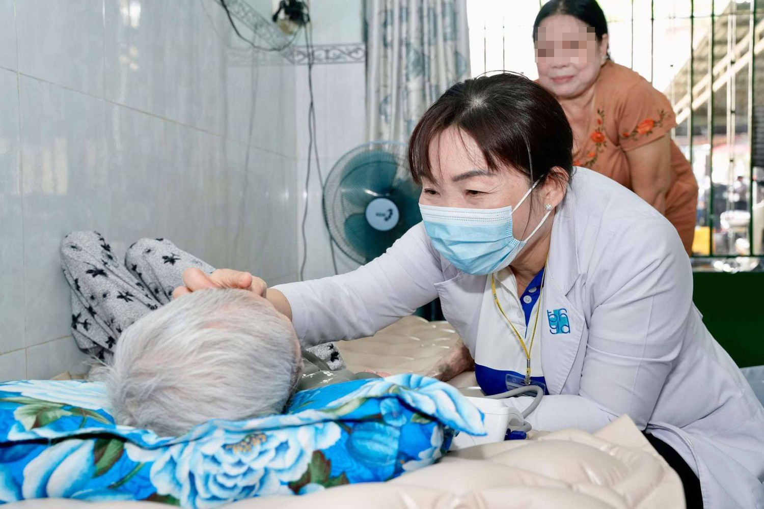 benh nhan cao tuoi.jpg