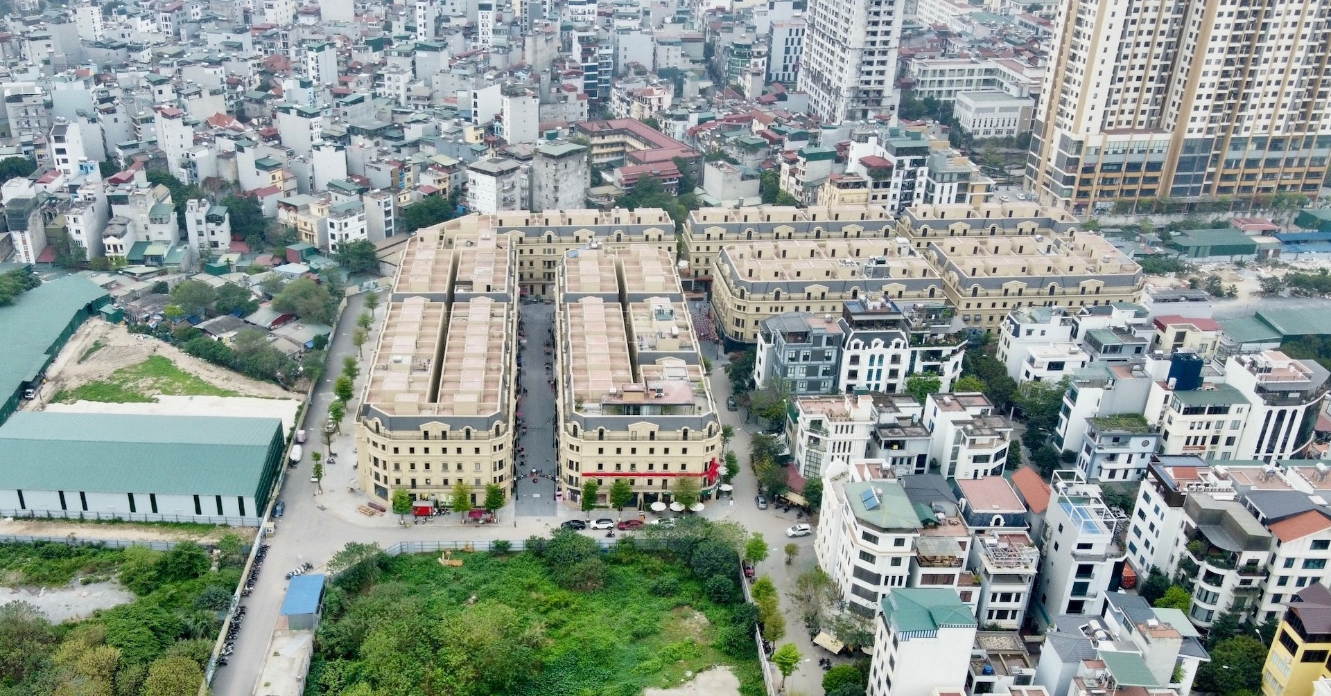 Công nhân thu nhập mỗi tháng 7 triệu đồng, trả nợ ngân hàng hết 5 triệu