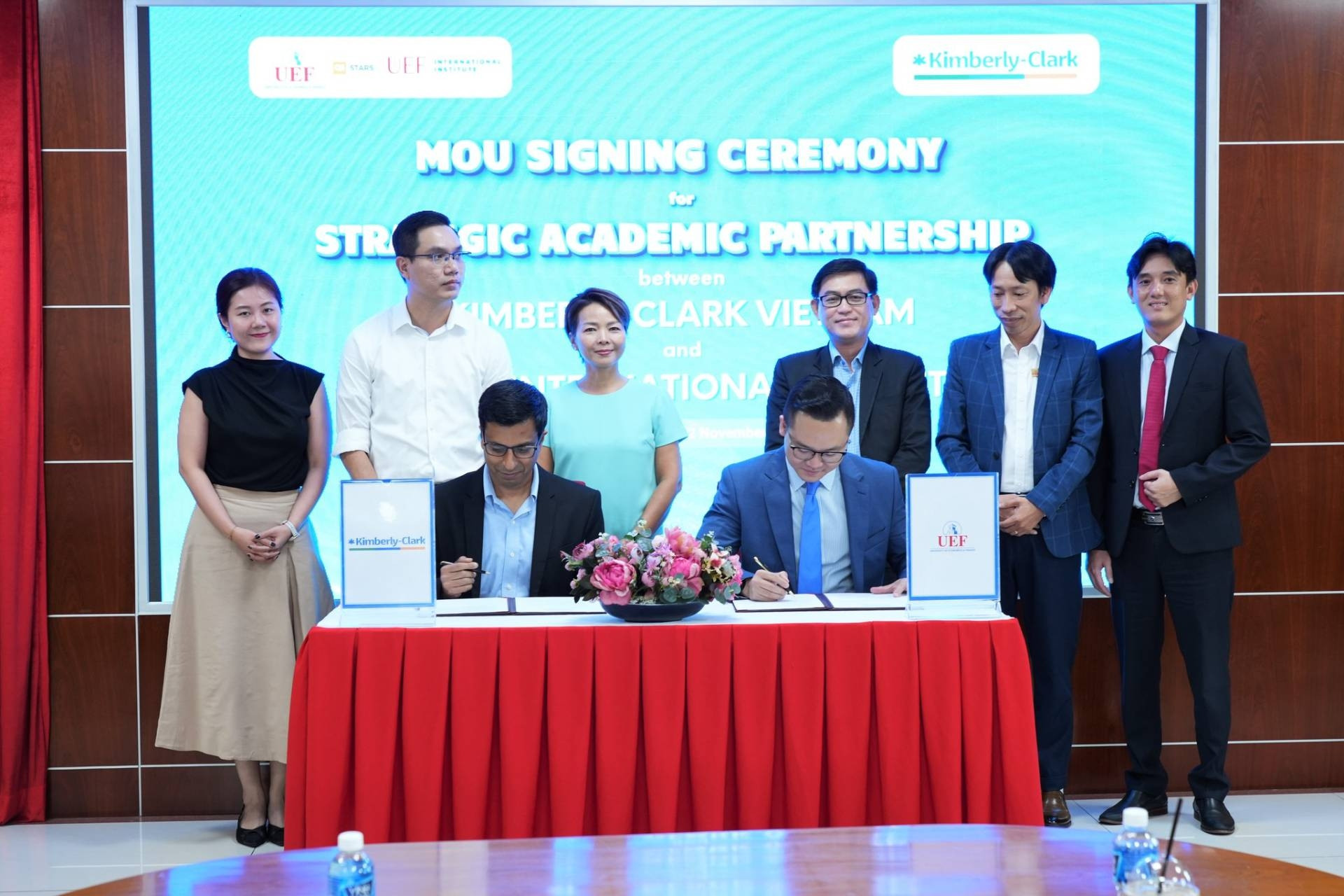 Gloucestershire Vietnam mở rộng cơ hội nghề nghiệp quốc tế cho sinh viên