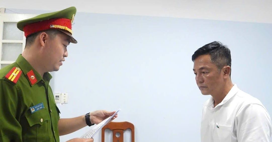Kịch bản táo tợn tái chiếm công ty bằng vũ lực của 'ông trùm' mỏ cát Pha Lê