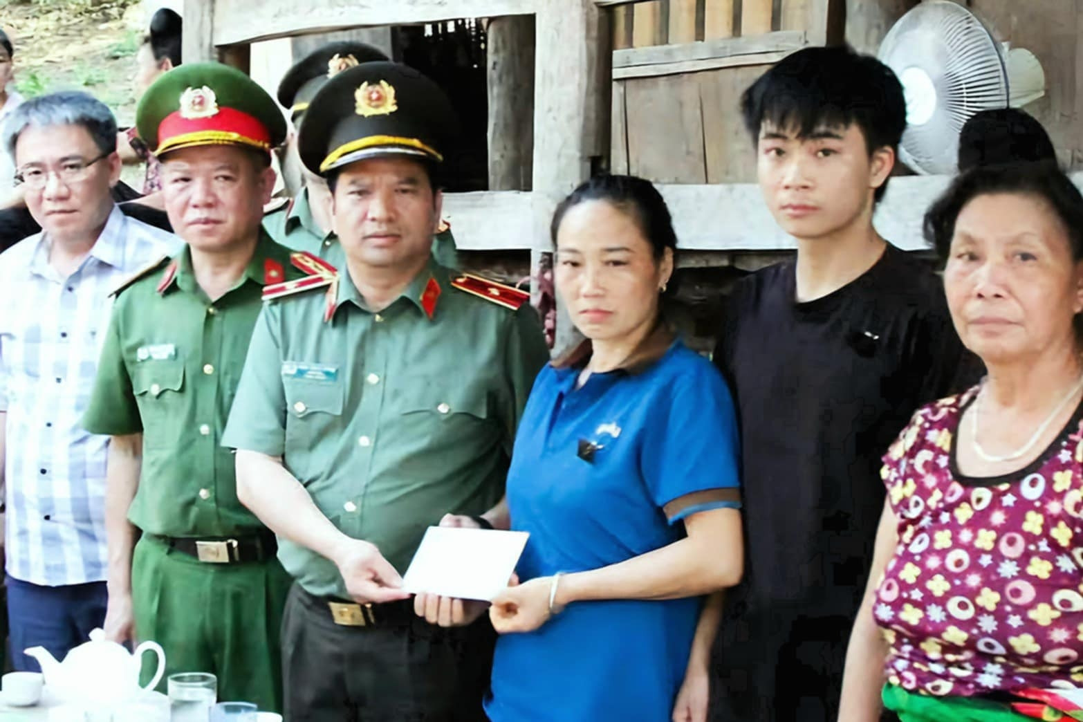 Lời nghẹn ngào của Thiếu tướng công an trước sự hy sinh của Tổ trưởng Lò Văn Tân