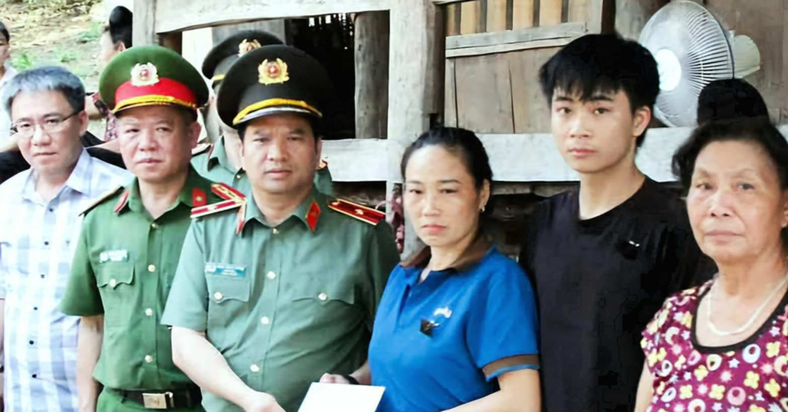Lời nghẹn ngào của Thiếu tướng công an trước sự hy sinh của Tổ trưởng Lò Văn Tân