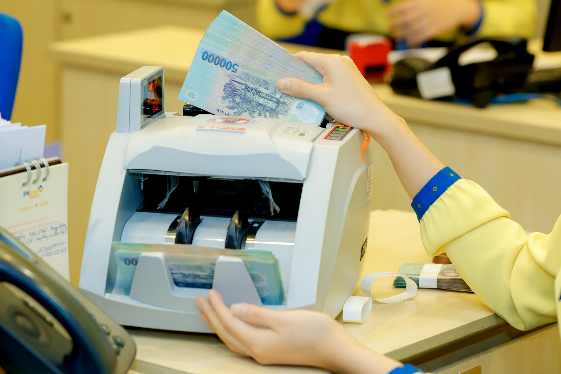 Lãi suất ngân hàng hôm nay 21/5/2025: Kỳ hạn dài lãi suất lên tới 6%/năm