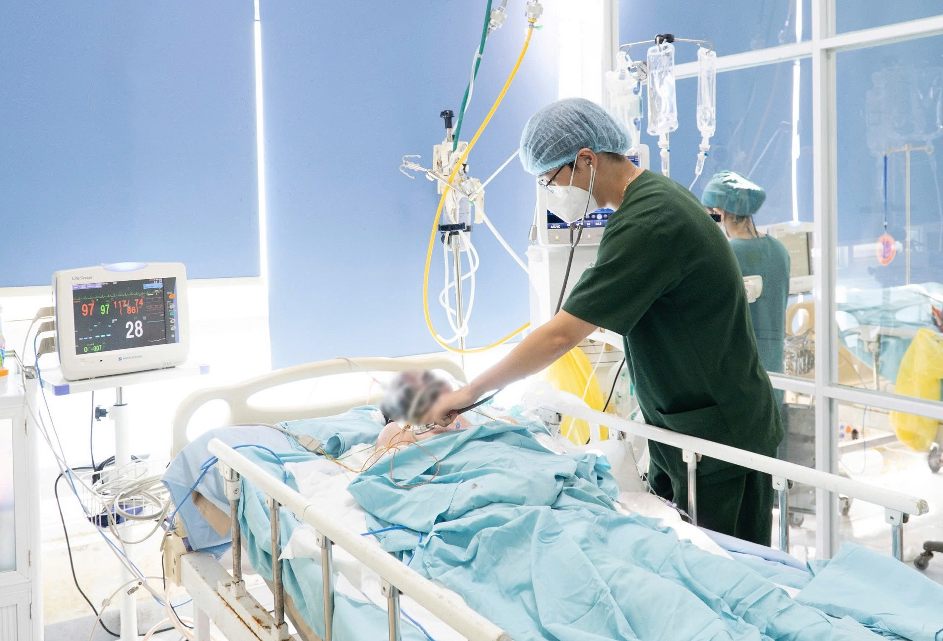 Nổ lớn tại nhà máy ở Quảng Nam, nhiều công nhân nhập viện