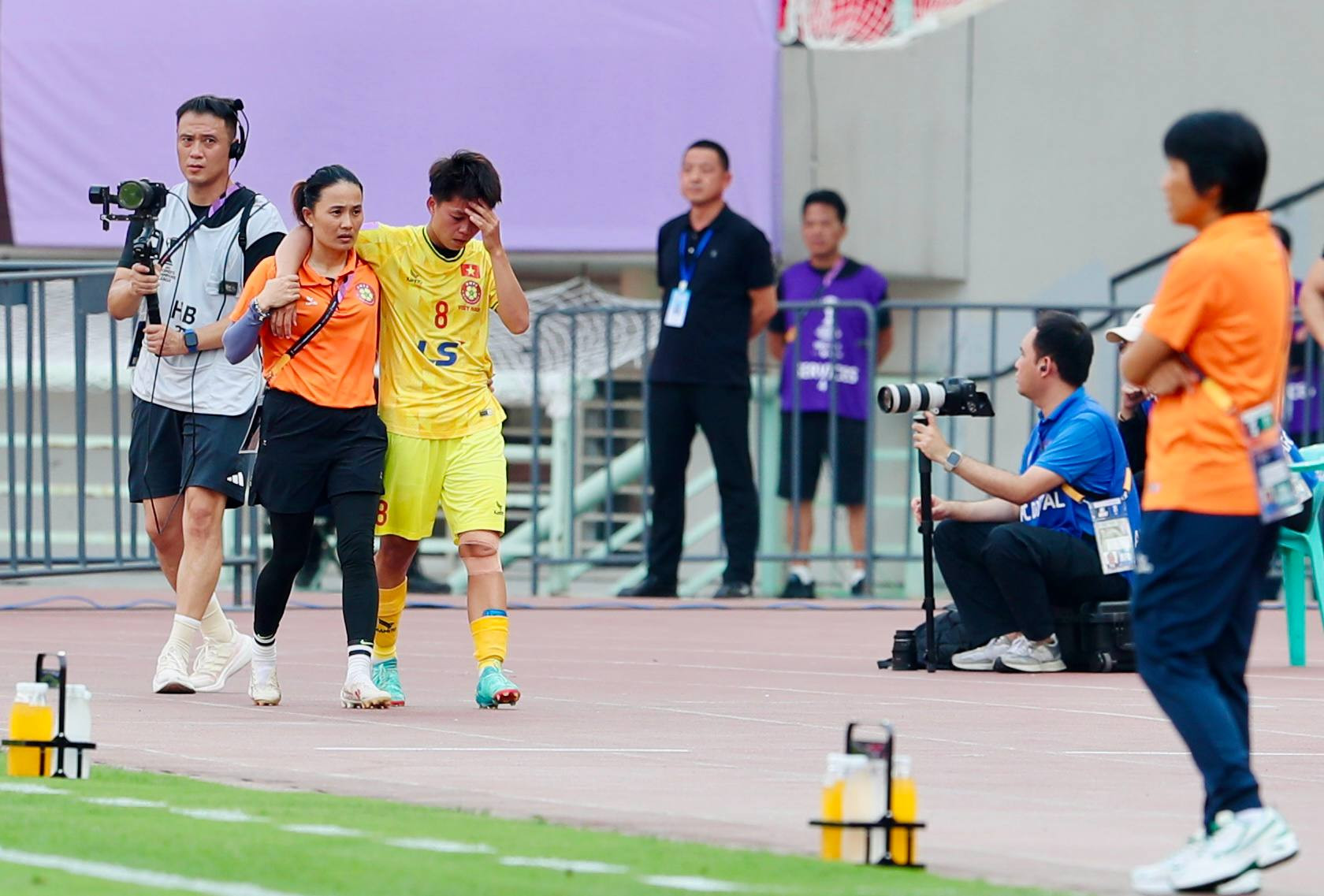 nu tphcm Wuhan 6.jpg