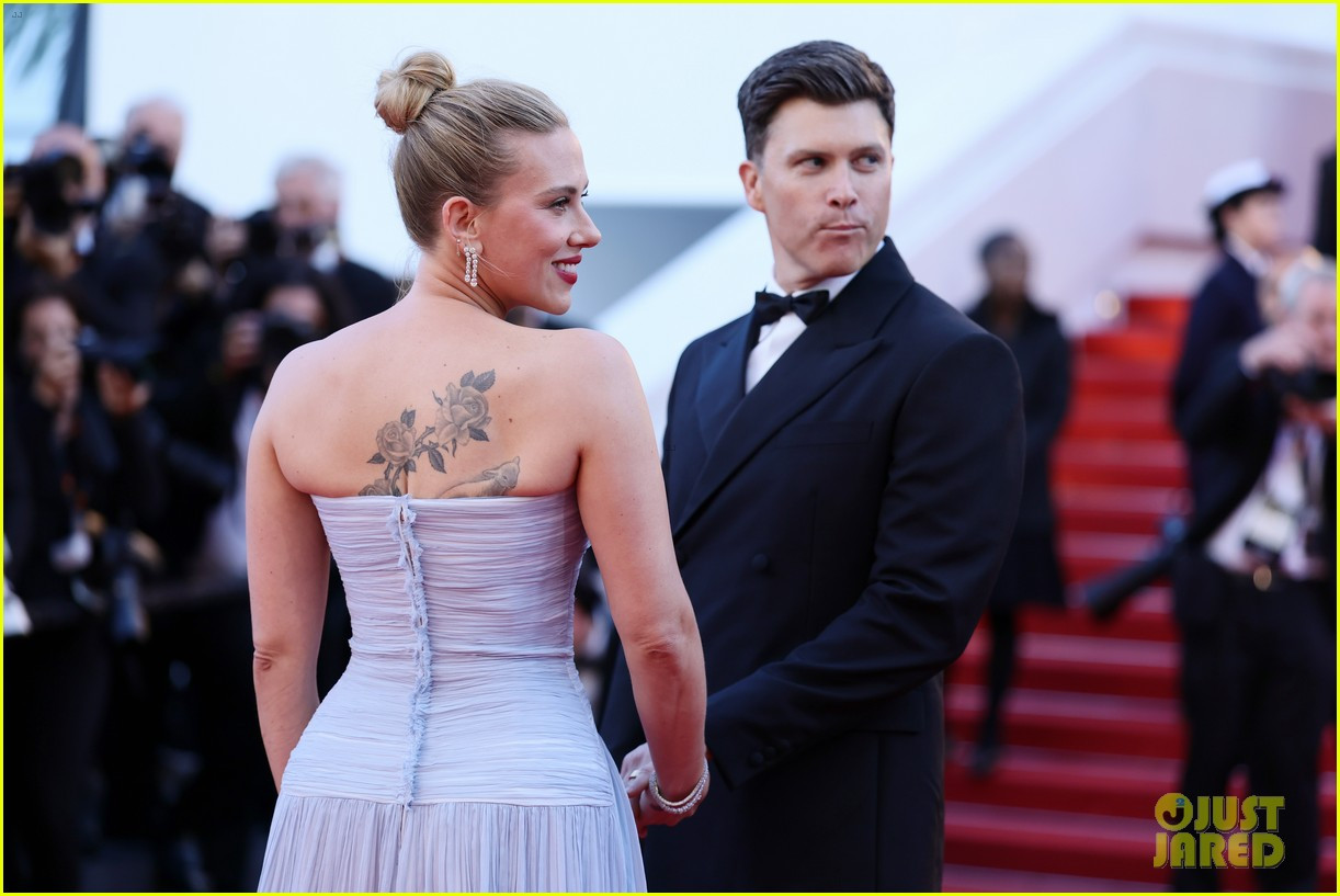 scarlett johansson cannes premiere colin jost cast 14.jpg