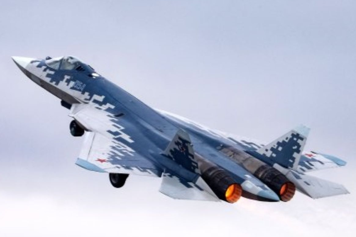 Nga trình làng 'quái thú' Su-57M tích hợp công nghệ AI cạnh tranh F-35 của Mỹ