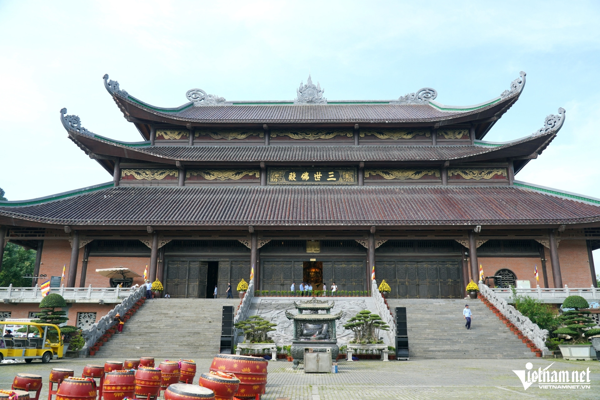 W-a1Gấp rút chuẩn bị đón xá lợi Đức Phật ở chùa Bái Đính.JPG.jpg