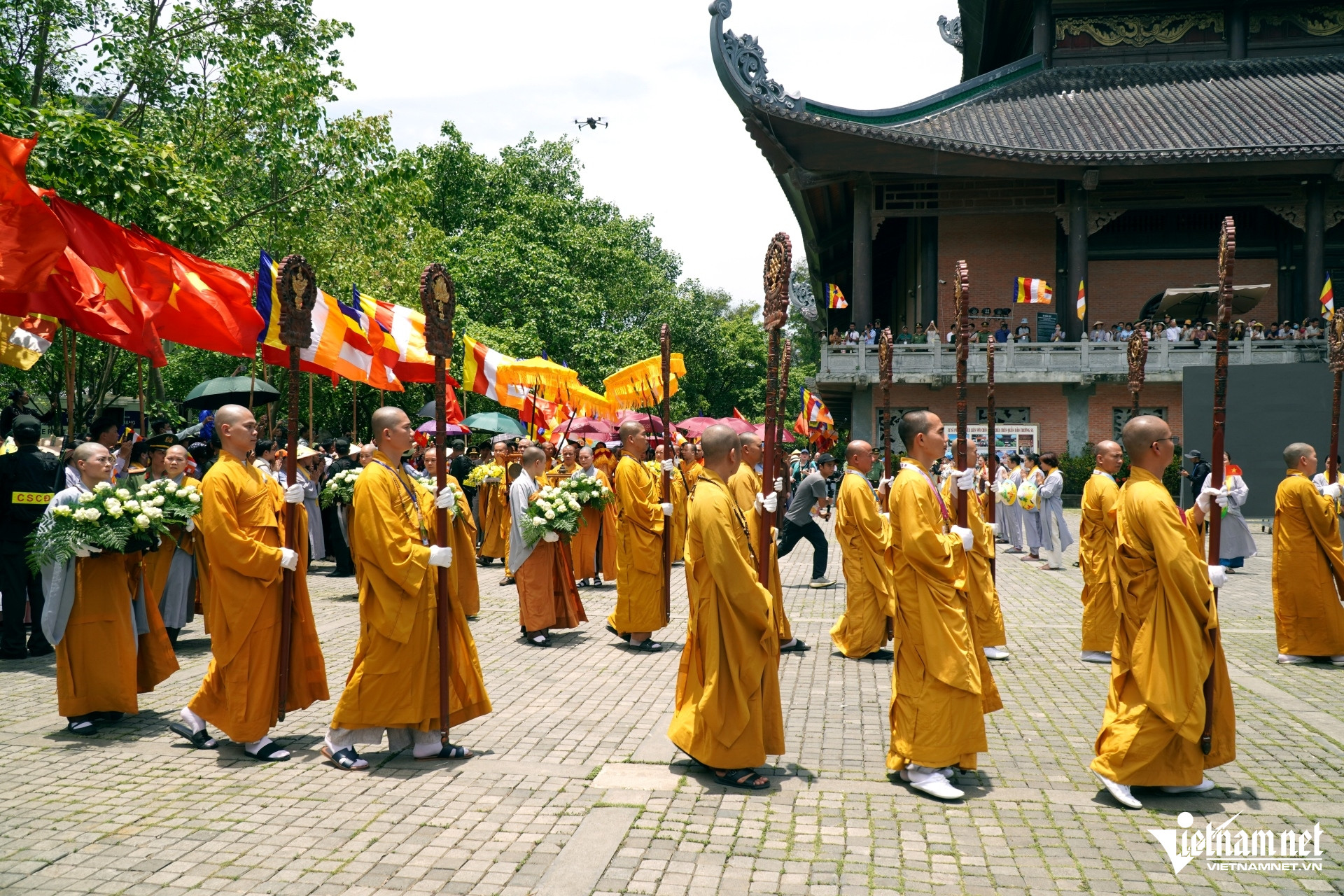 W-a6xá lợi Đức Phật ở chùa Bái Đính.JPG.jpg