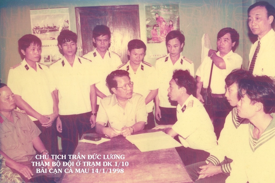 'Chủ tịch nước Trần Đức Lương về thăm quê đơn giản thế?'