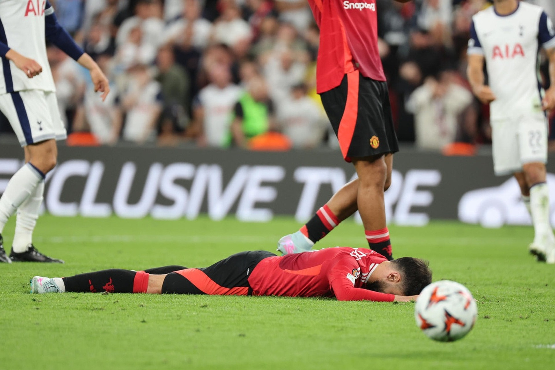 EFE - Bruno Fernandes Tottenham MU.jpg