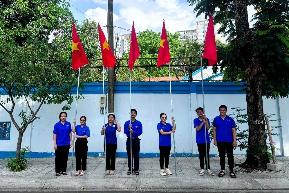 EVNGENCO3 và công trình thanh niên ‘Tuyến đường cờ Tổ quốc’
