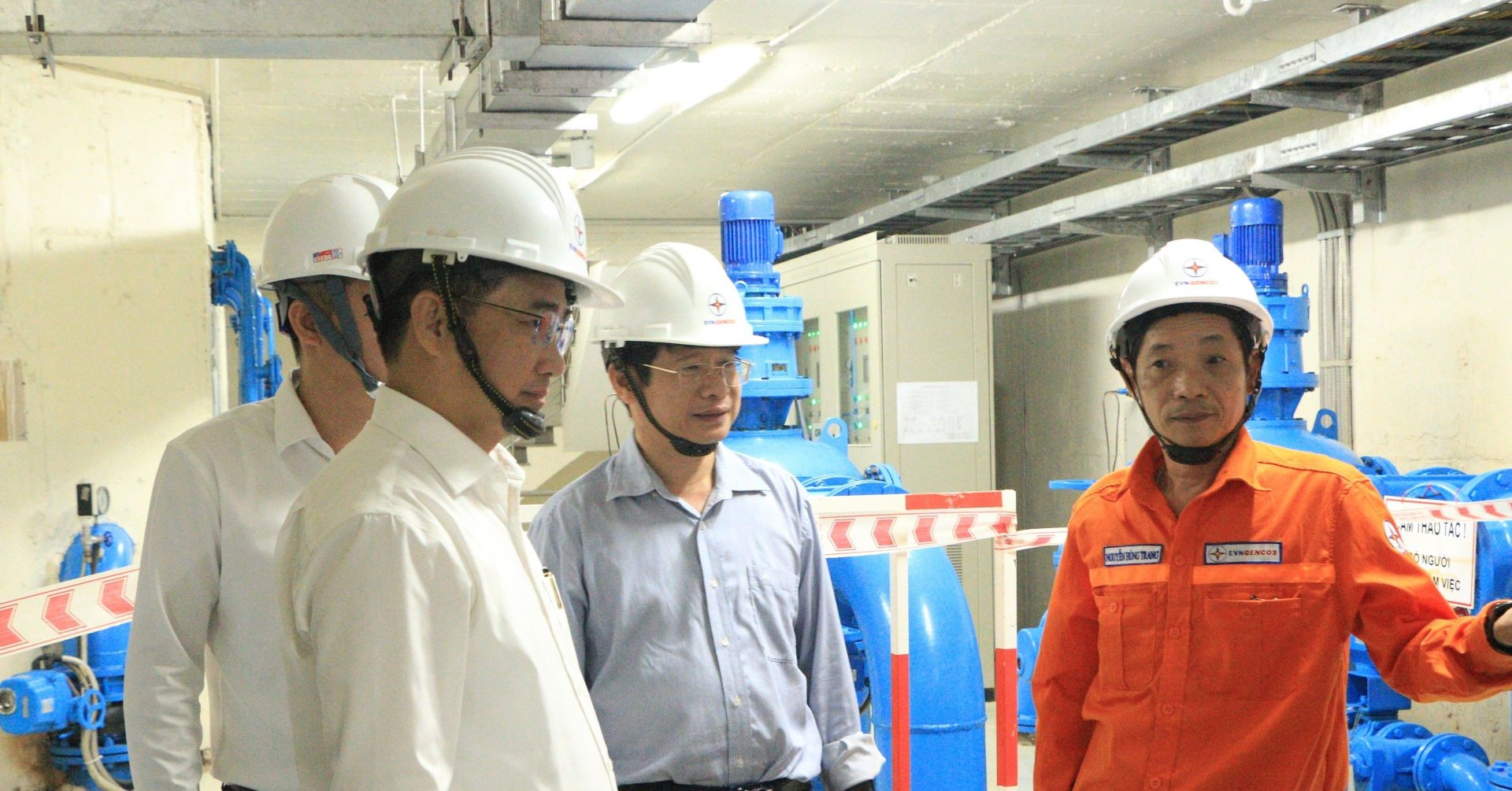 Kiểm tra công tác sản xuất điện mùa khô tại Công ty Thủy điện Buôn Kuốp