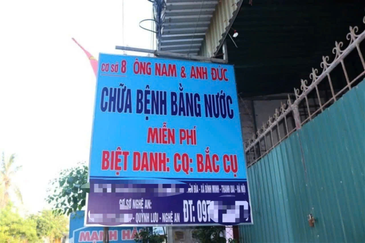 Cơ sở 'chữa bệnh bằng nước' nhốt đoàn kiểm tra