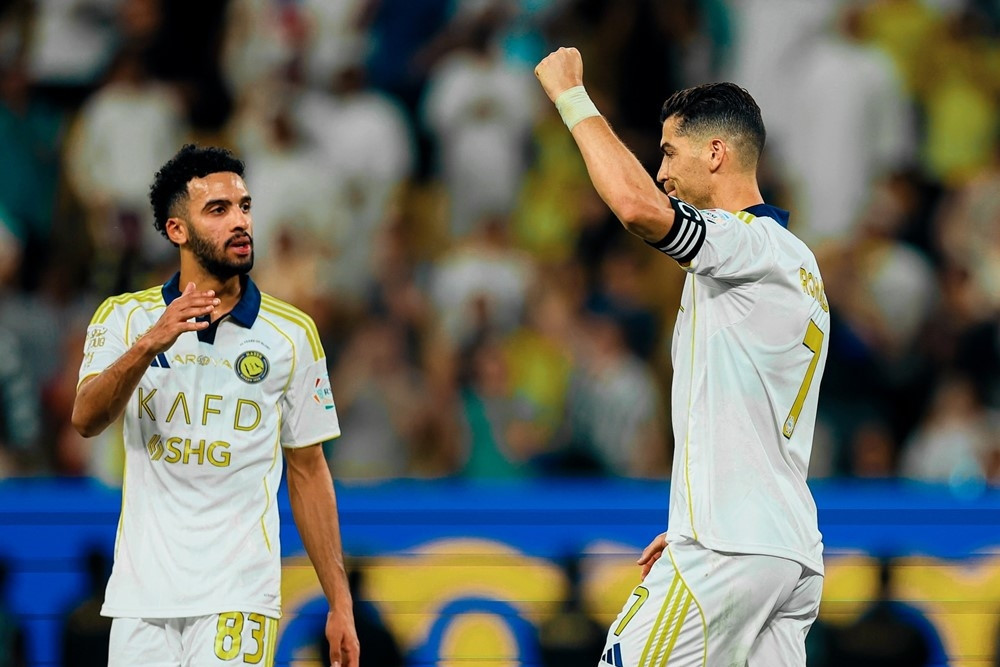 Ronaldo chuộc lỗi với Al Nassr, ghi bàn thứ 935