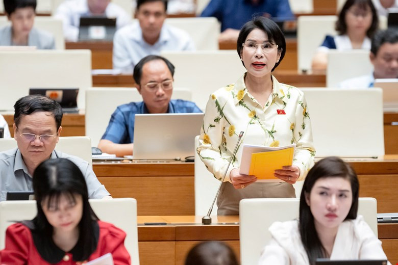 tran thi nhi ha 62842.jpg