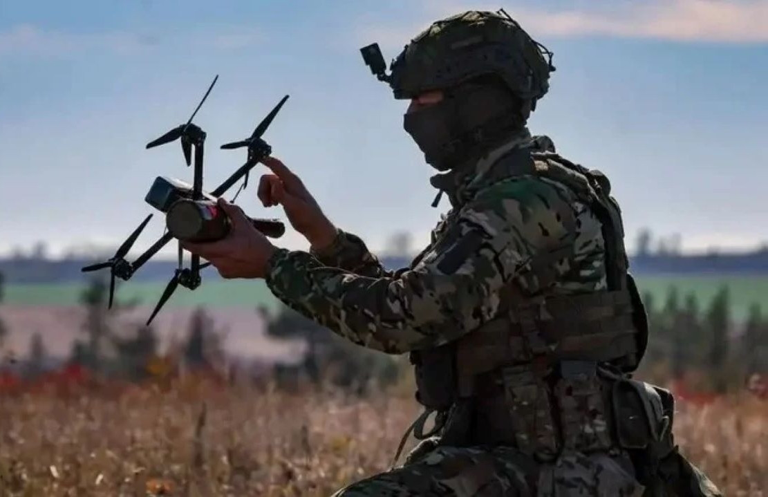 UAV ném bom thế hệ mới Dove: Chim bồ câu biến bầu trời thành chiến trường số