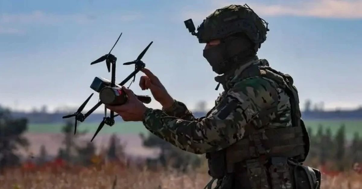 UAV ném bom thế hệ mới Dove: Chim bồ câu biến bầu trời thành chiến trường số