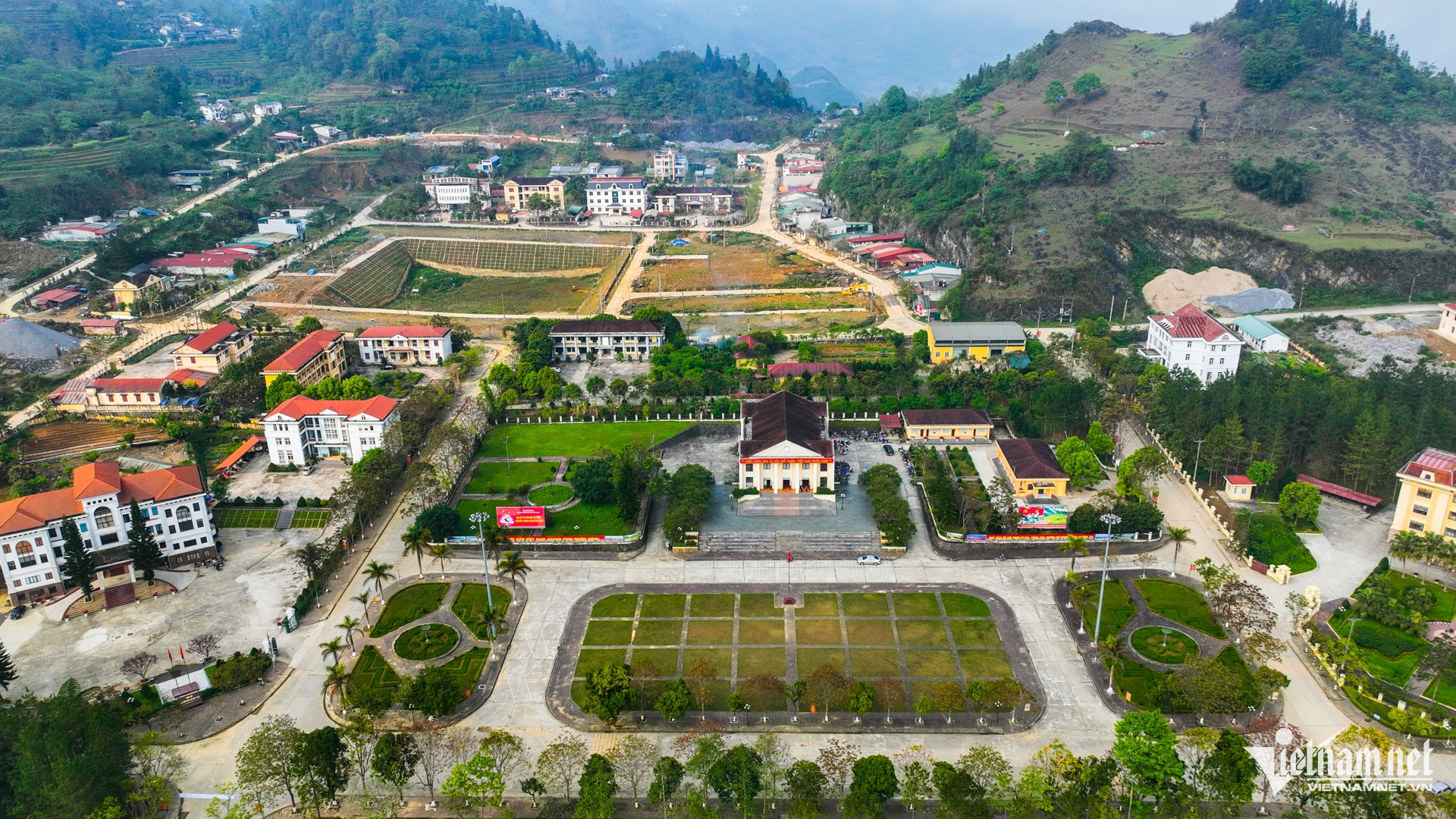 W-dan toc ton giao lao cai 10.jpg