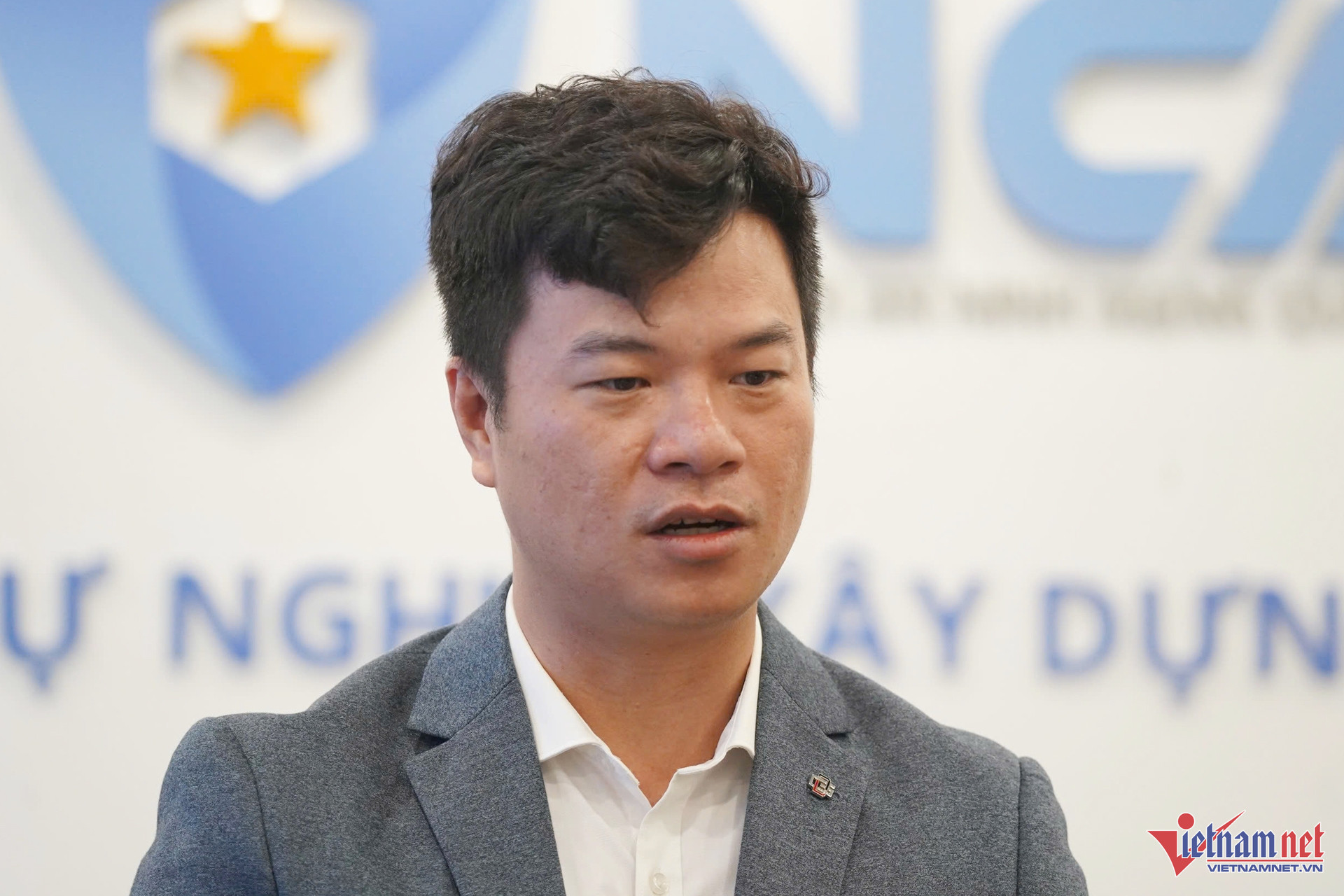 W-ong Tran Trung Hieu A05 Bo cong an.jpg