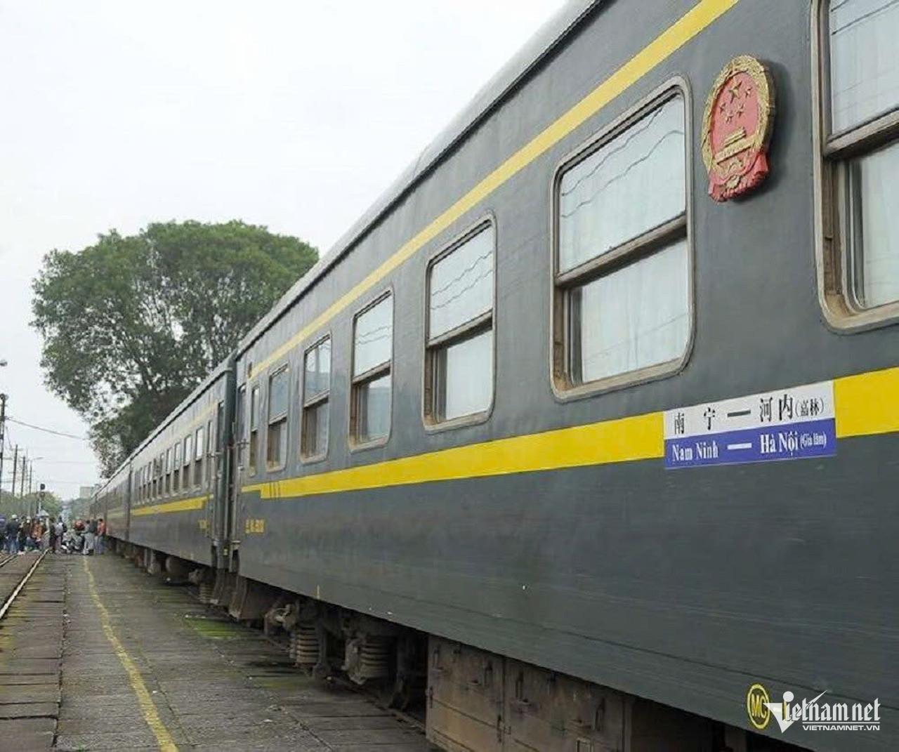 W-tàu liên vận .jpeg