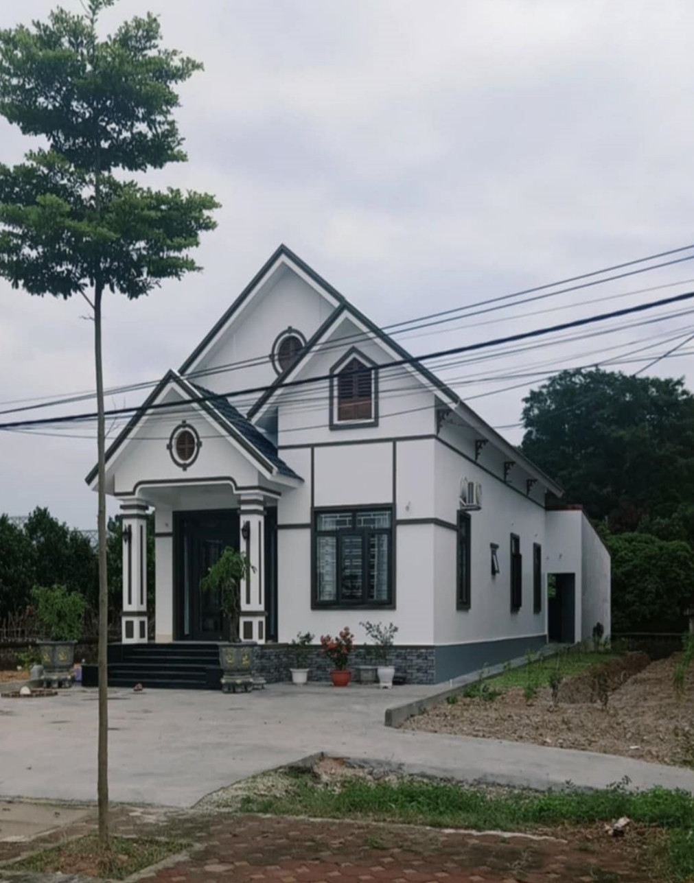 Sang Nhật Bản kiếm tiền trả nợ xây nhà, 9X Hải Dương sụt 10kg vì nhớ con 3 xay nha 11 36407