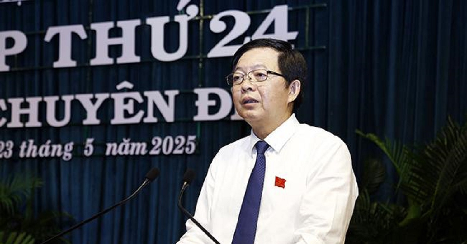 Bí thư huyện xuống làm bí thư xã khó tránh khỏi...