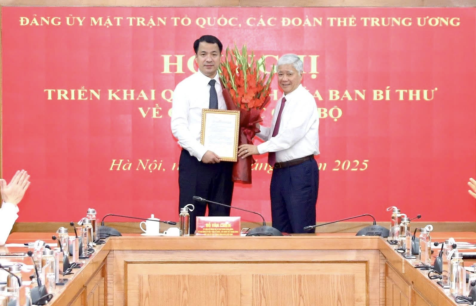Bo nhiem ong Cuong.jpg