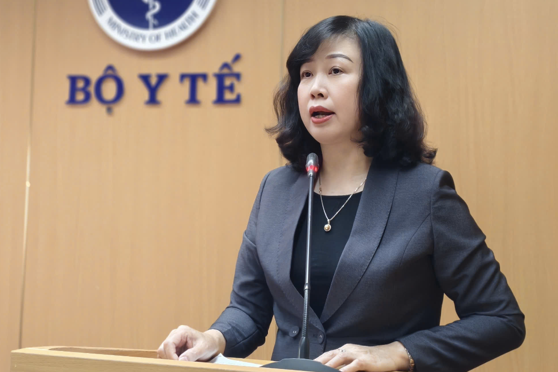 Bộ trưởng Y tế: ‘Nhân dân hoang mang không biết đâu là hàng giả, hàng nhái’