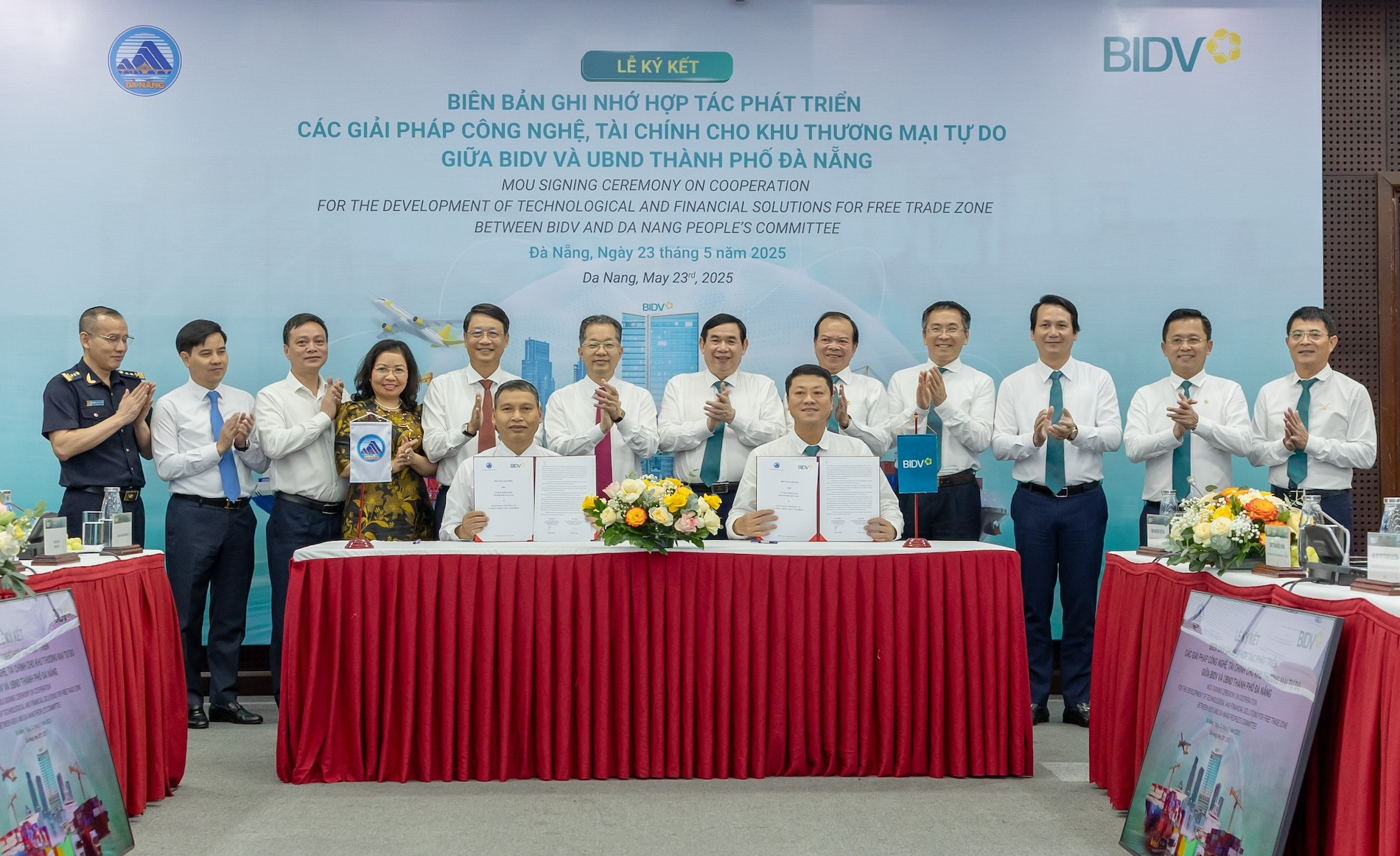 Đại diện BIDV và UBND TP ĐN ký kết Biên bản ghi nhớ.jpg