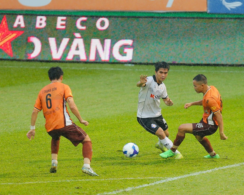 hagl vs da nang 3.jpg