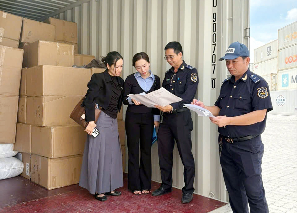 hải quan2