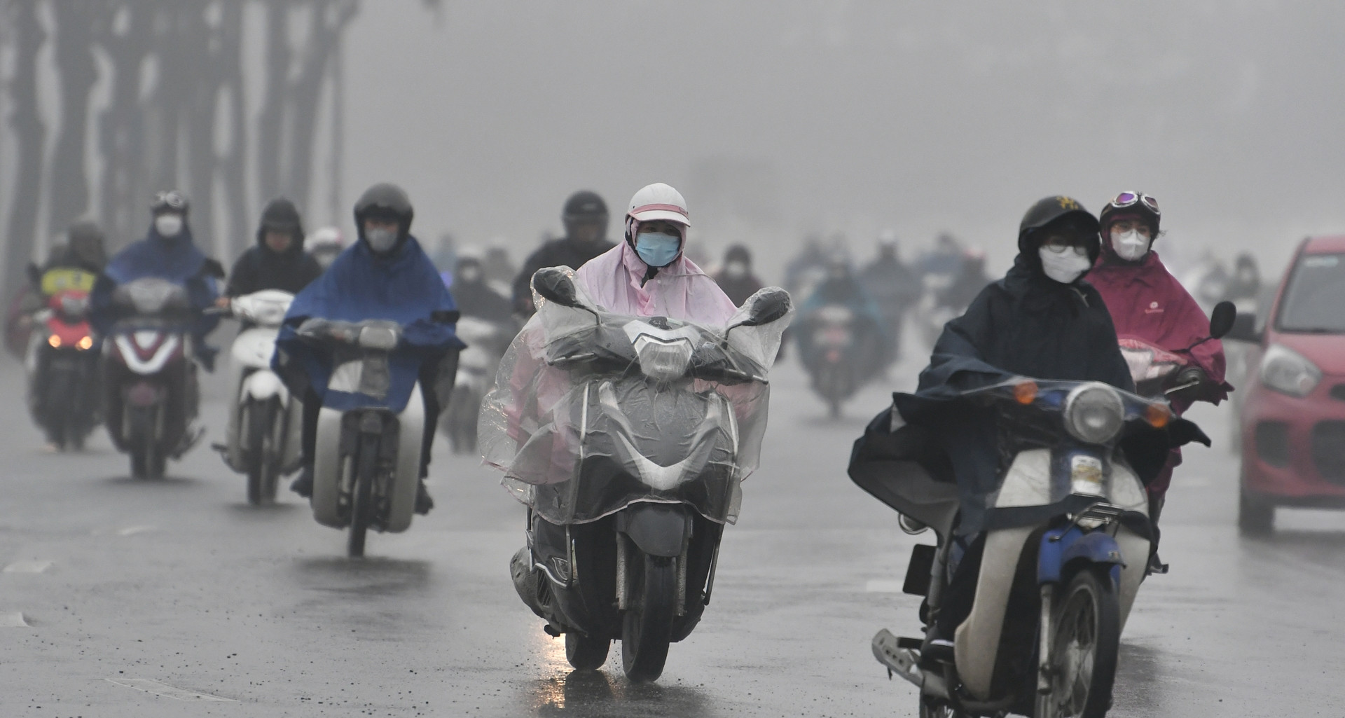 Miền Bắc lại đón không khí lạnh, mưa lớn tiếp t...