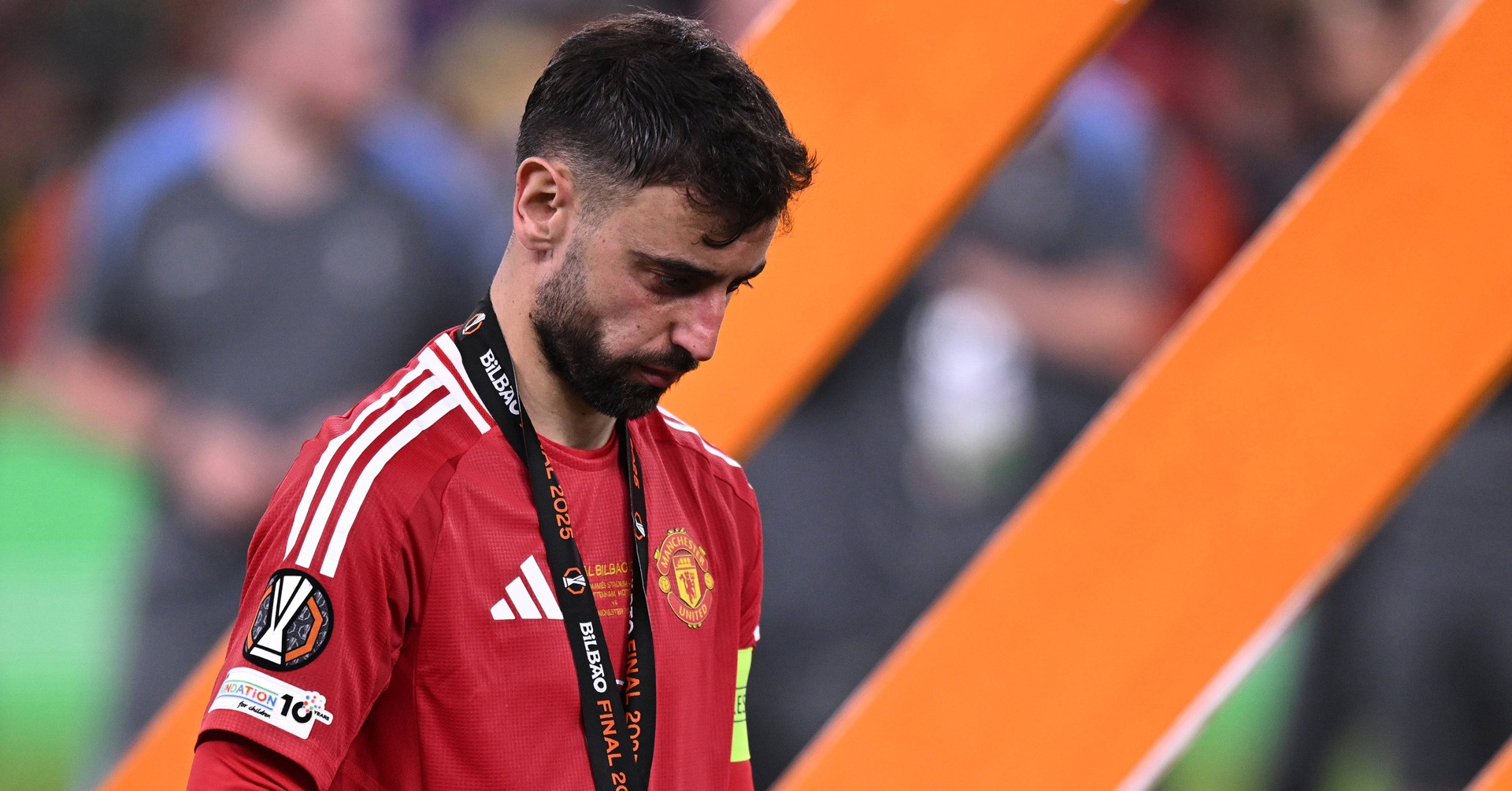 MU trắng tay: Mất 2,8 tỷ USD sau thảm họa Europa League