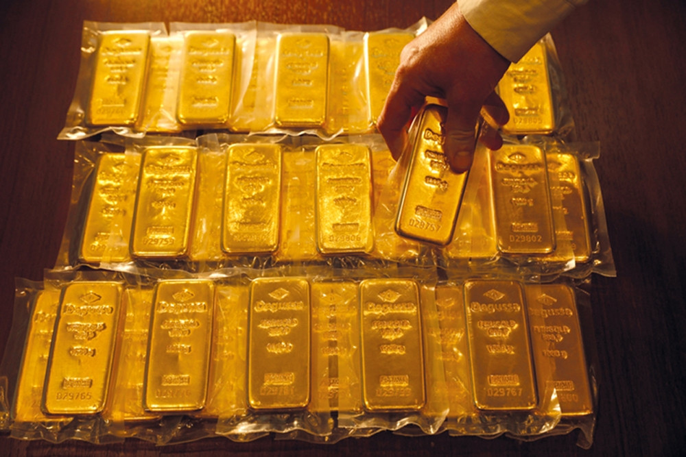 Ông Trump chỉ trích EU, ra 'tối hậu thư' với Apple: Giá vàng tăng vọt