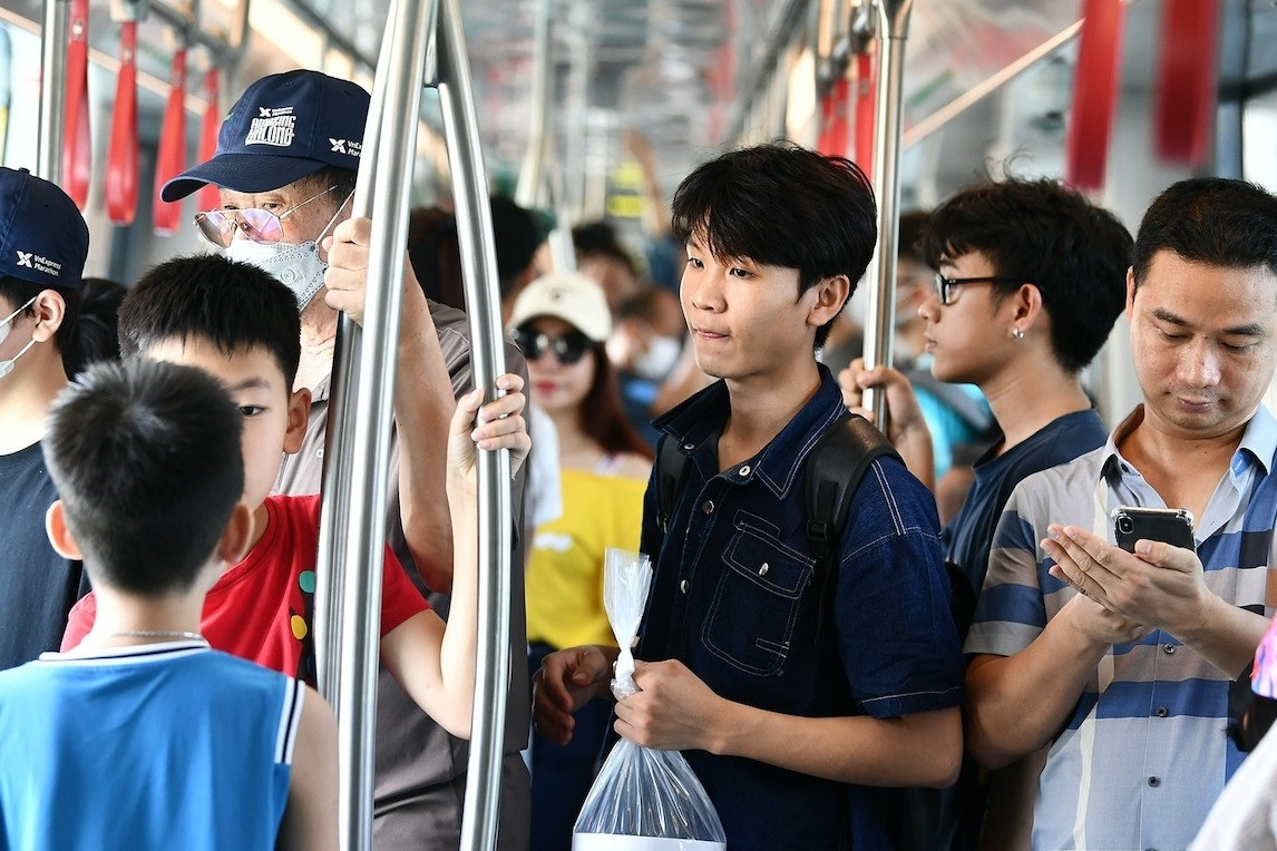 Sự cố khiến metro Nhổn - Cầu Giấy bất ngờ dừng đột ngột