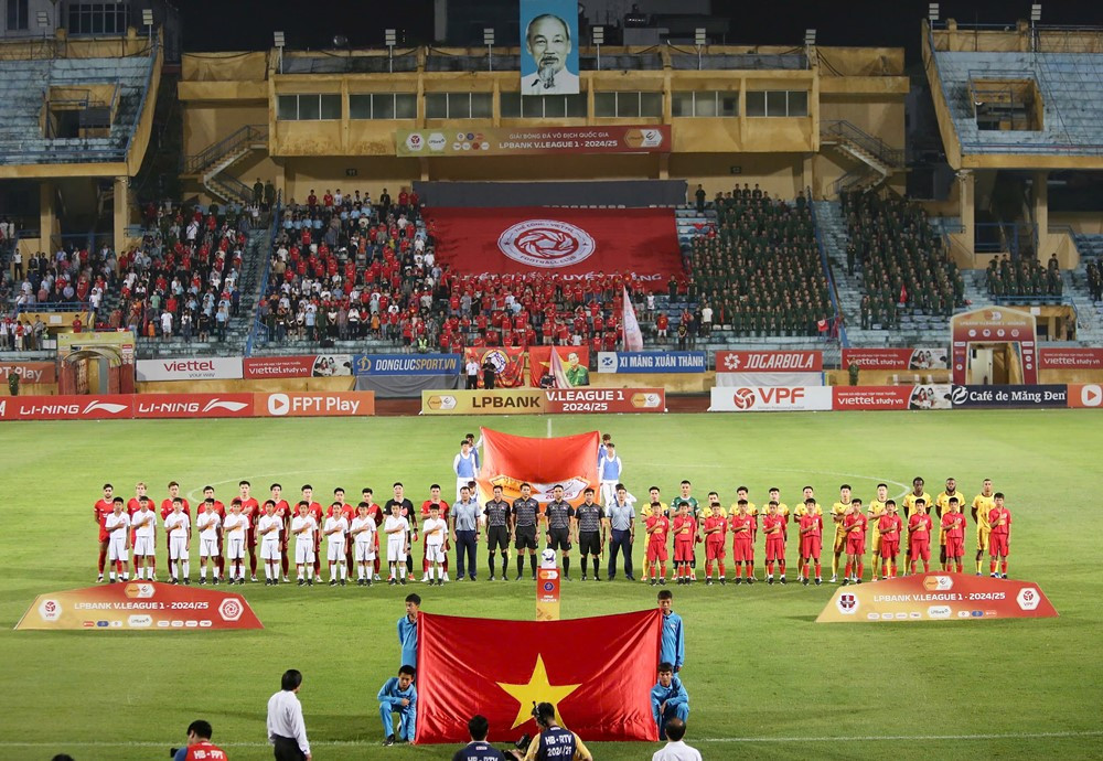 the cong viettel vs hai phong 1.jpg