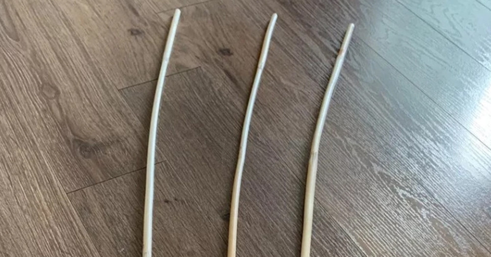 Chợ online bán được vài nghìn chiếc roi mây dài 70-80cm, độ bền quảng cáo là 10 năm