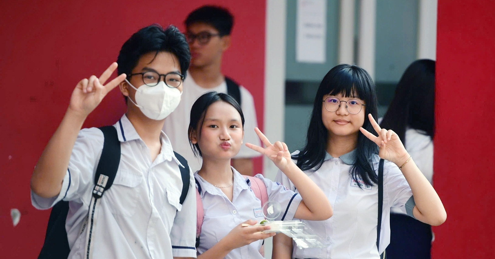 Thí sinh TPHCM tự tin bước vào kỳ thi lớp 10 Trường Phổ thông Năng khiếu