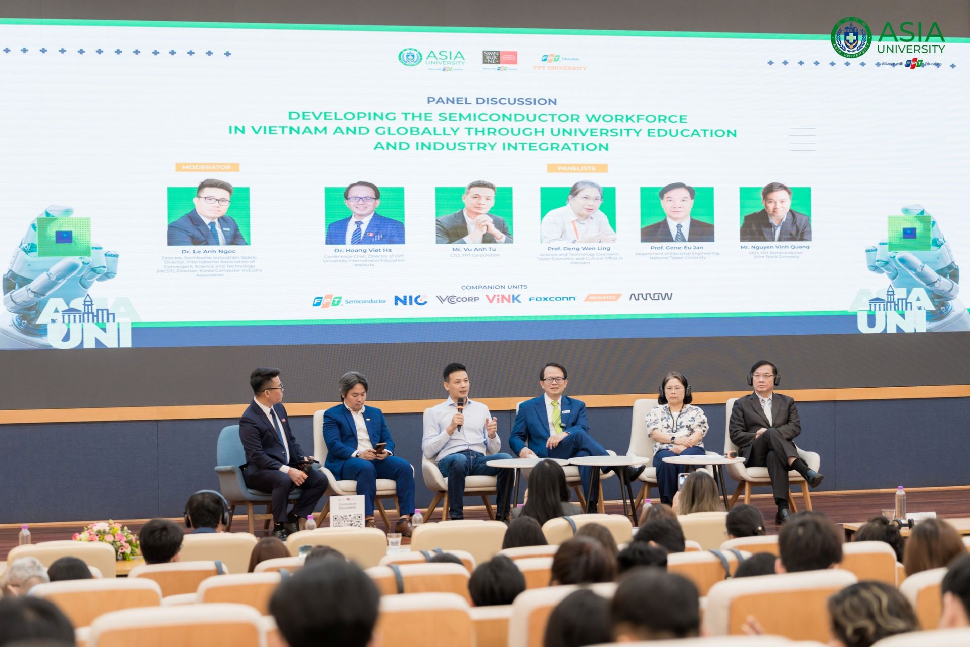 Phụ huynh và Gen Z định hướng ngành học sớm, đón đầu kỷ nguyên AI 1 khoá học ảnh.jpg