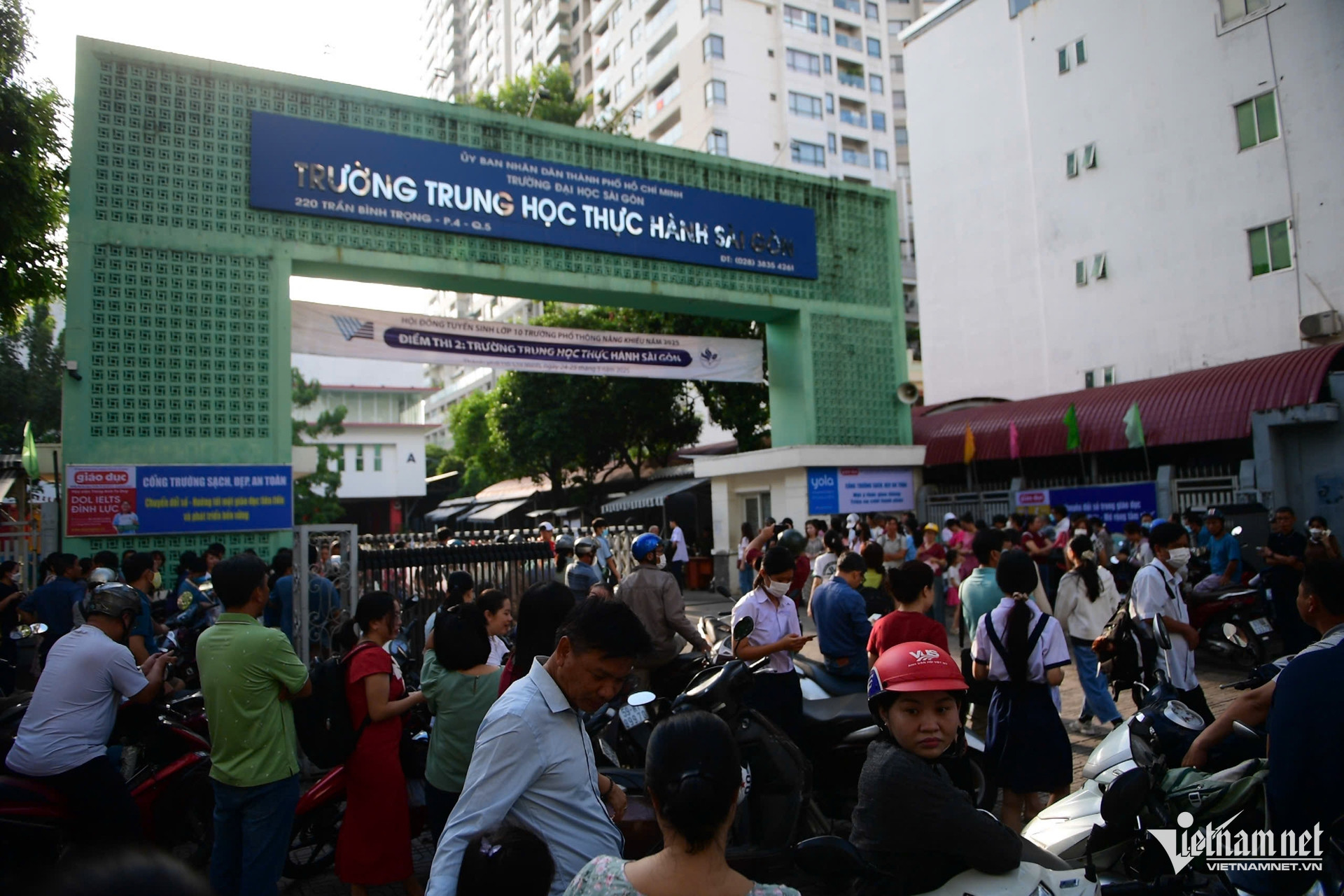 W-Thi THPT  tuyen sinh lop 10 16.jpg