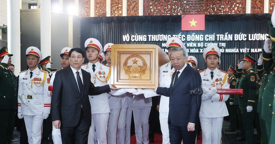 Chủ tịch nước: Ông Trần Đức Lương là tấm gương sáng, tận tụy vì nước, vì dân