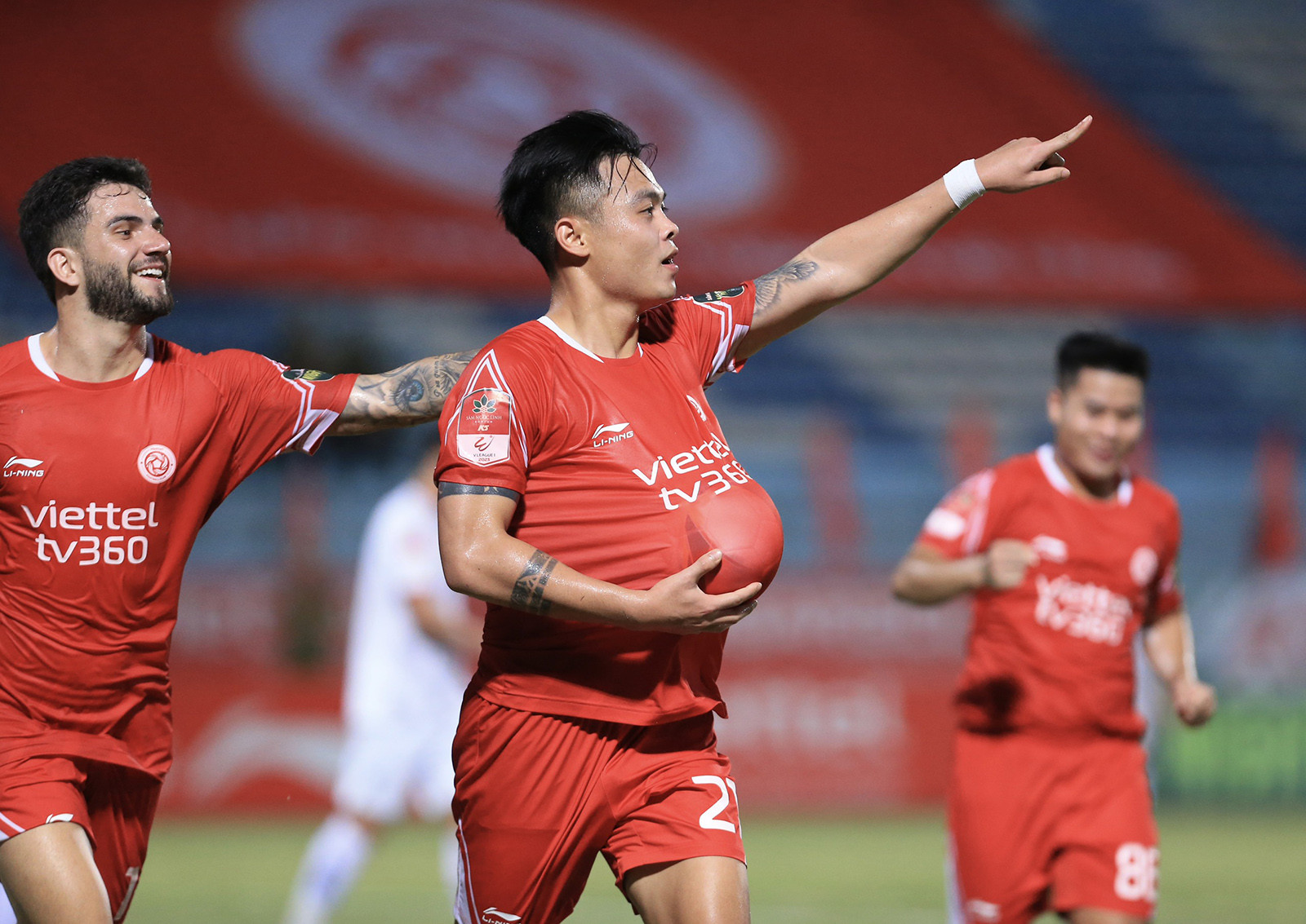 duc chien viettel.jpg