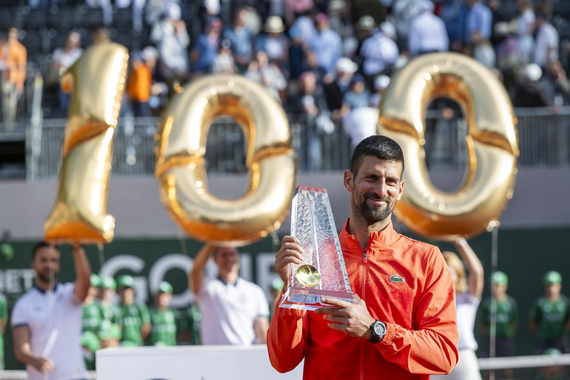 EFE - Djokovic 100.jpg