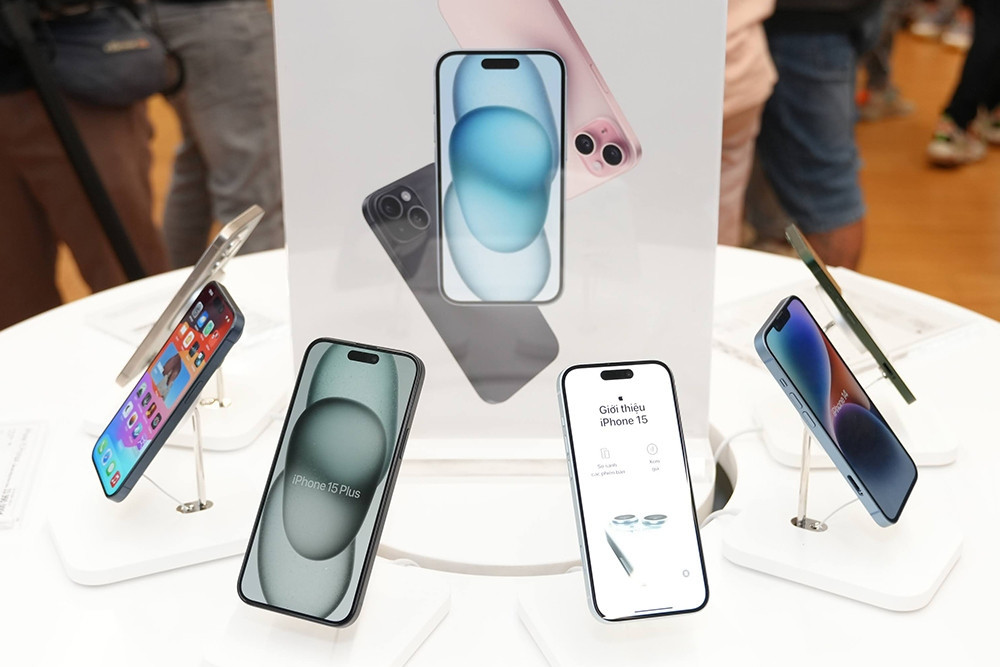 iPhone 13 giảm tới 13,4 triệu so với lúc ra mắt, điều hòa chỉ từ 3,9 triệu đồng