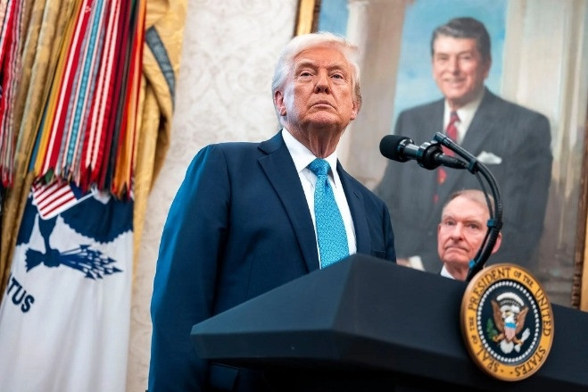 Ông Trump phàn nàn việc Mỹ bị 'đánh cắp' công nghệ tên lửa siêu thanh