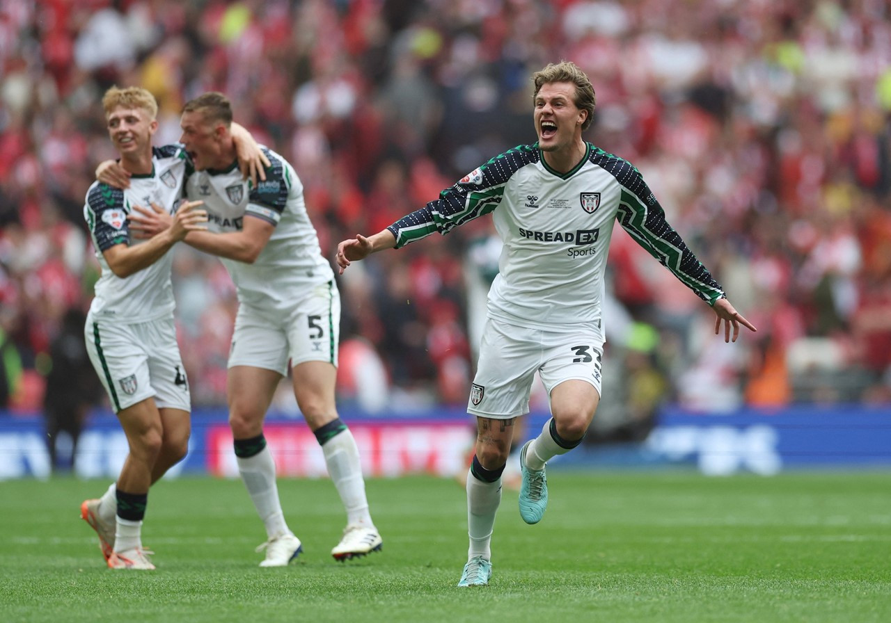 Sheffield vs Sunderland 1.jpg