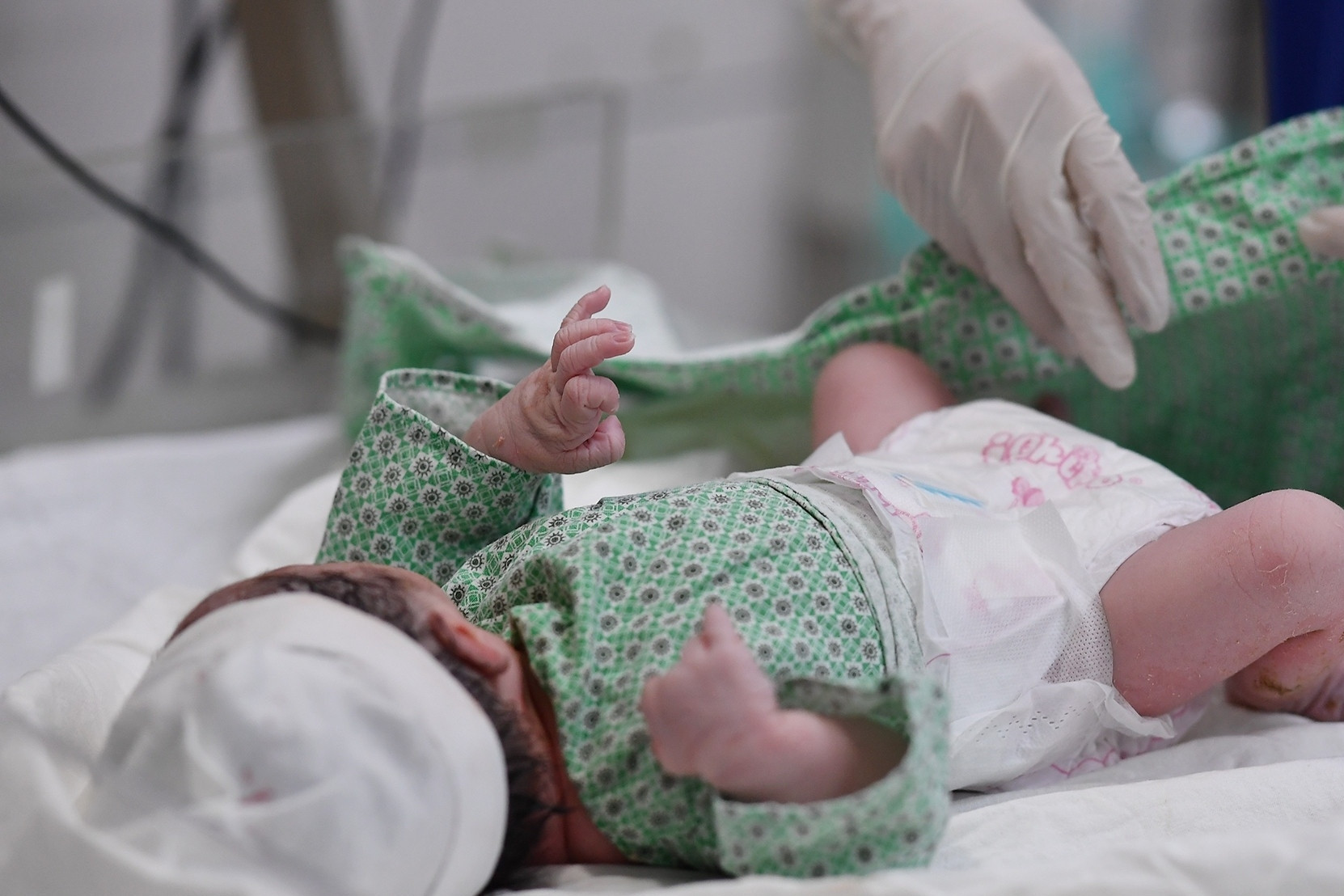 TPHCM có hơn 3.000 phụ nữ sinh 2 con trước 35 tuổi hưởng trợ cấp 3 triệu đồng