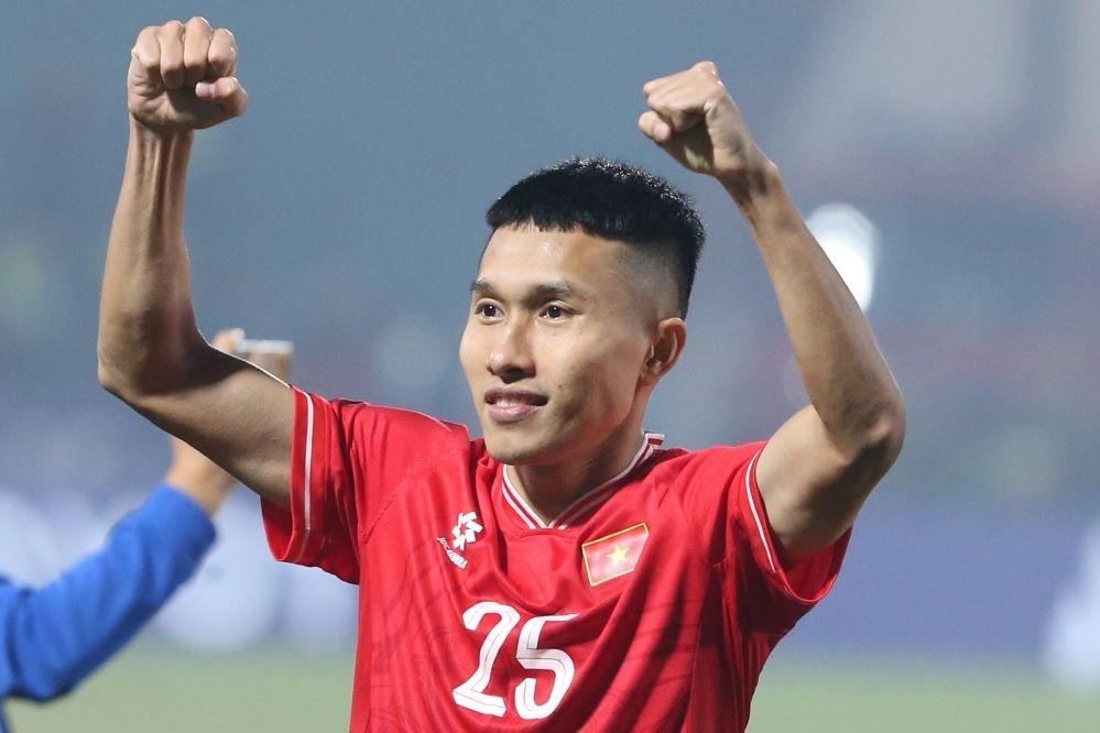 Tuyển Việt Nam: Bất ngờ người thay Doãn Ngọc Tân