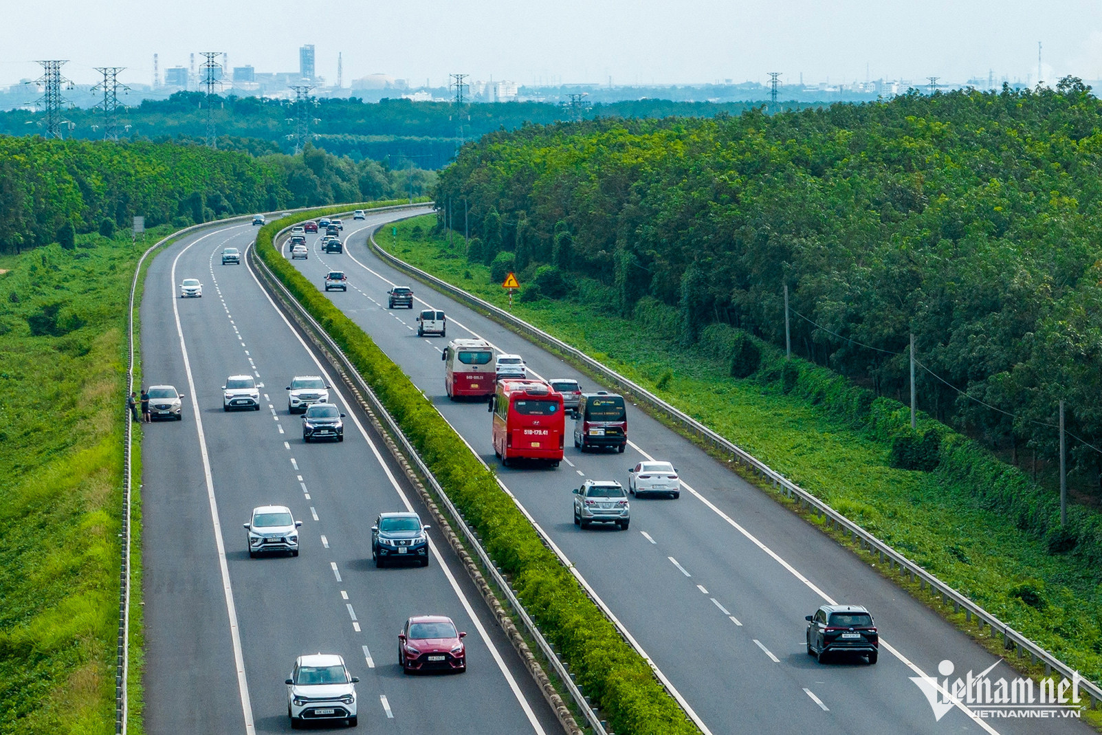 w long thanh dau giay 99769.jpg